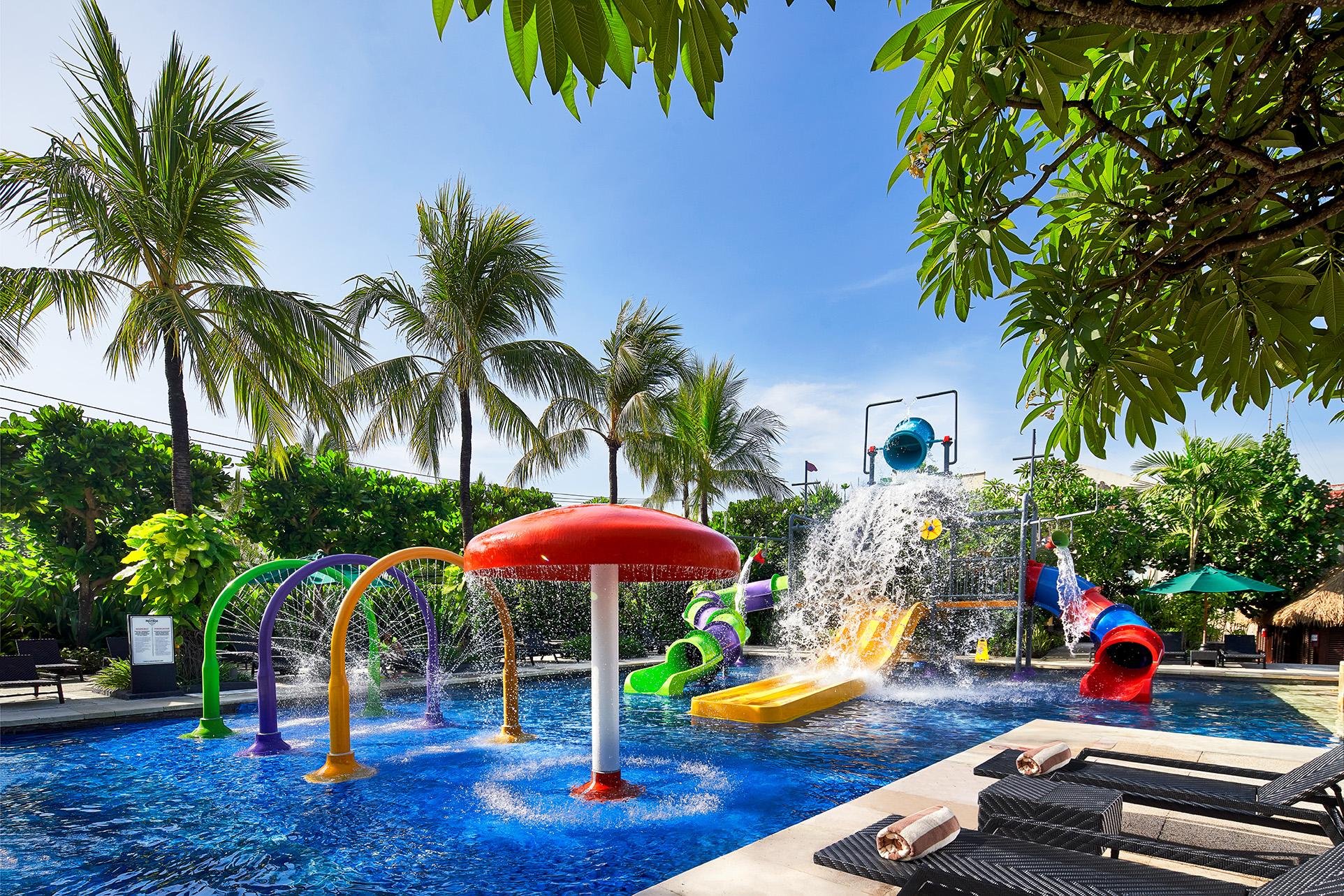 Hard Rock Hotel Bali Kuta Lombok Esterno foto Water park at the Royal Paragon Hotel