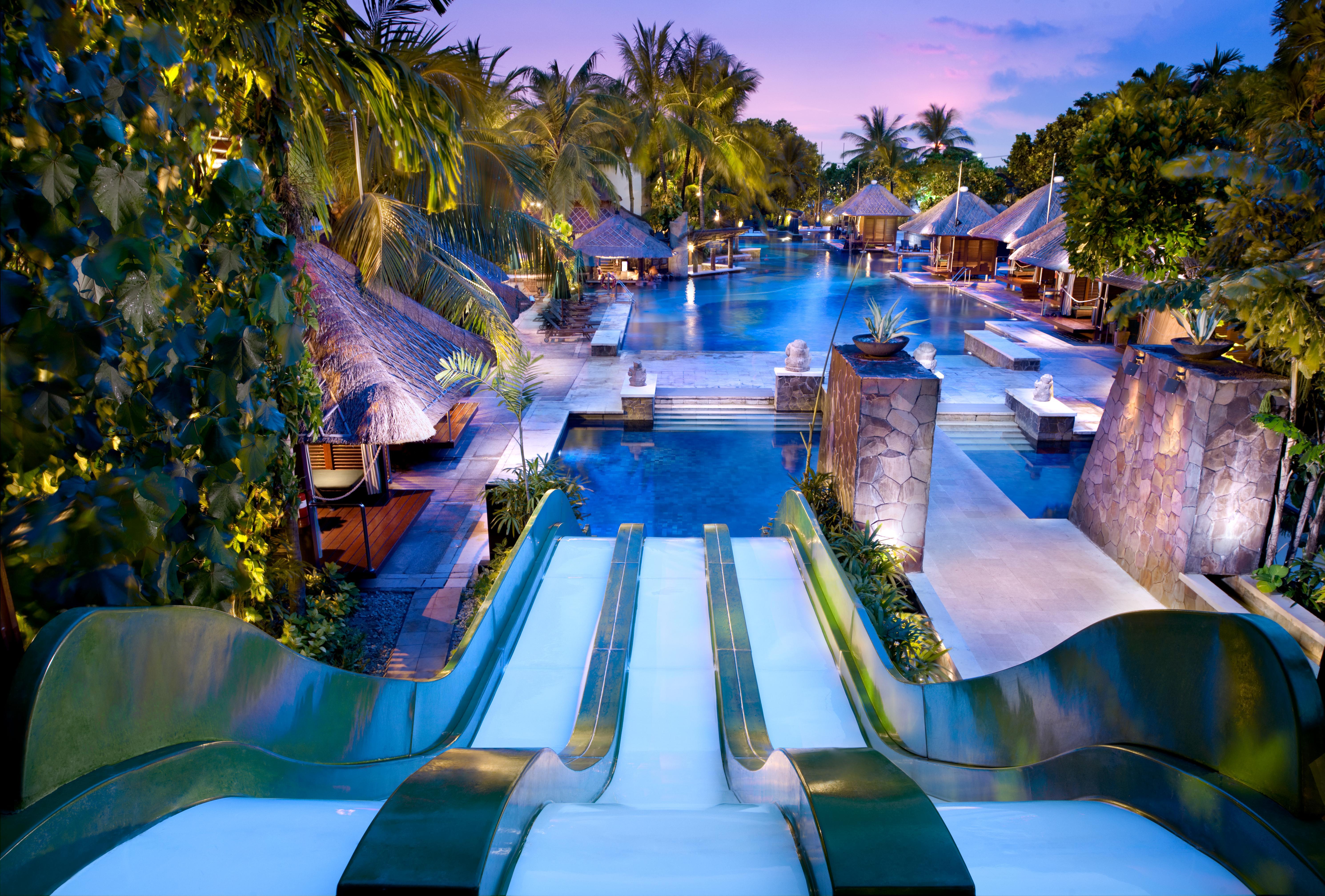 Hard Rock Hotel Bali Kuta Lombok Esterno foto The water slide at the Hard Rock Hotel