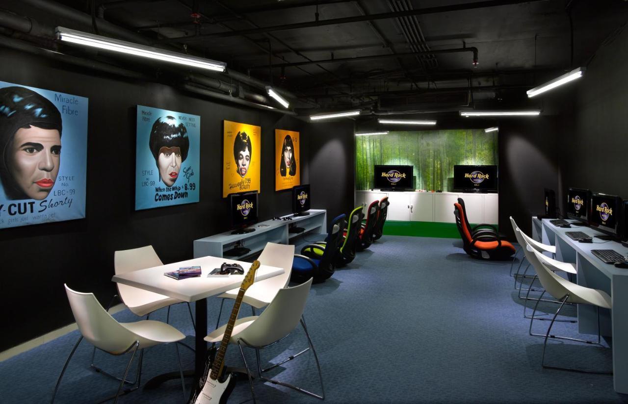 Hard Rock Hotel Bali Kuta Lombok Esterno foto The Game Lounge